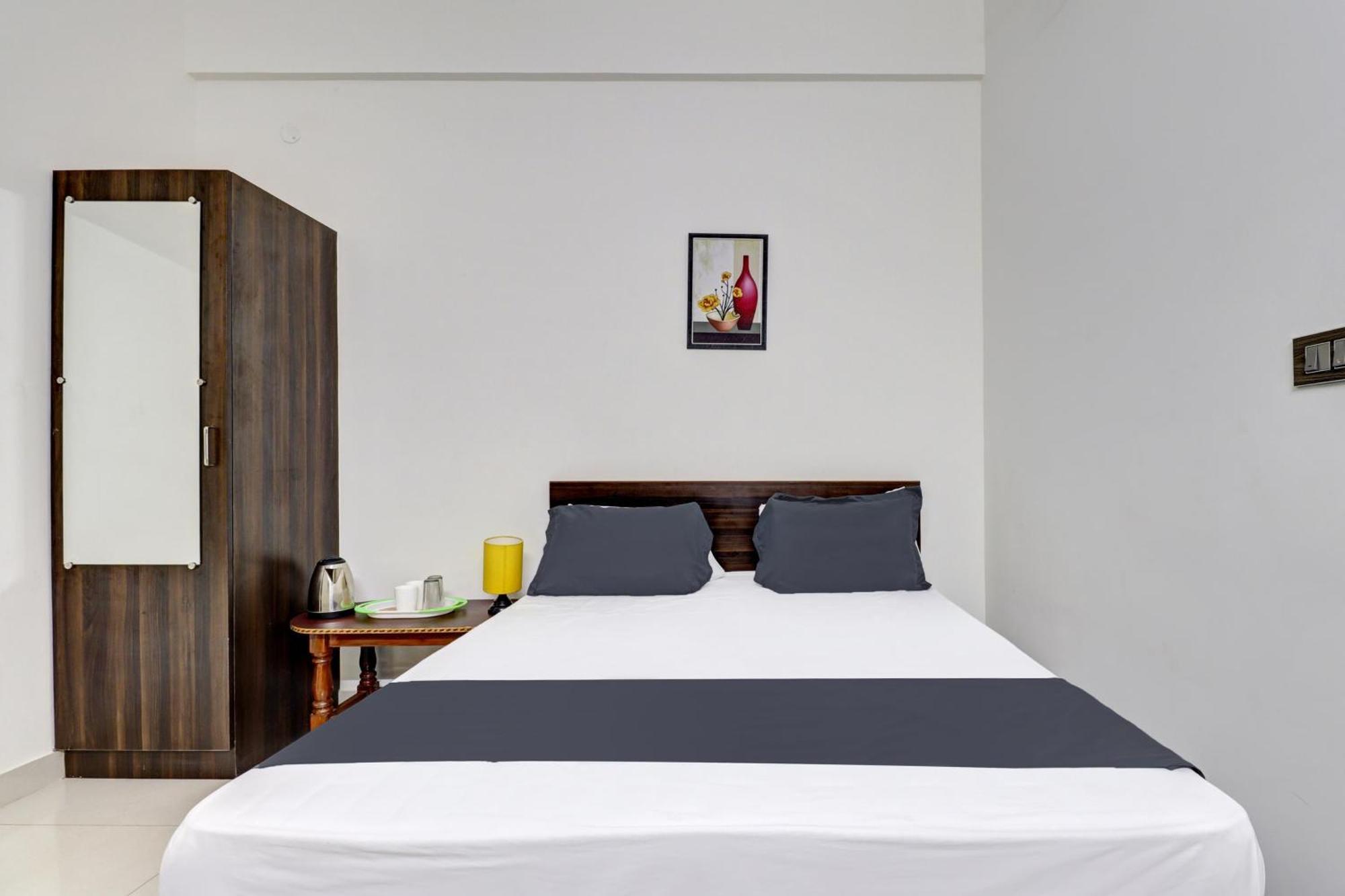 Hotel O J.K. Suites & Rooms Bangalore Exterior photo