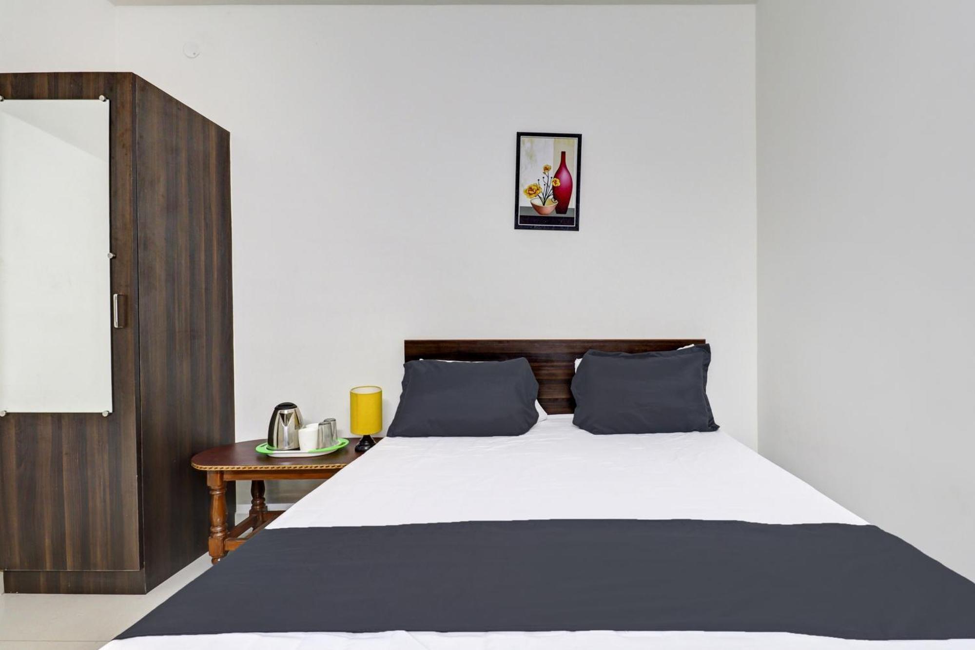 Hotel O J.K. Suites & Rooms Bangalore Exterior photo